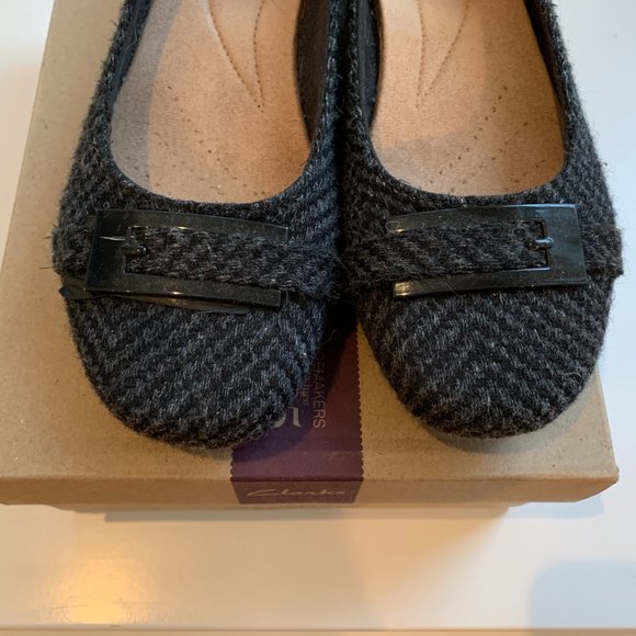 Clark Flats - Picture 4 of 4